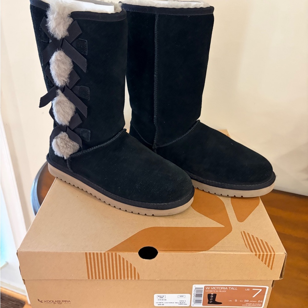 Koolaburra by Ugg Black Suede Winter Boots, size 7, EUC!
